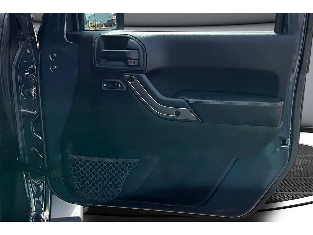 Used 2018 Jeep Wrangler Unlimited Sahara image 20