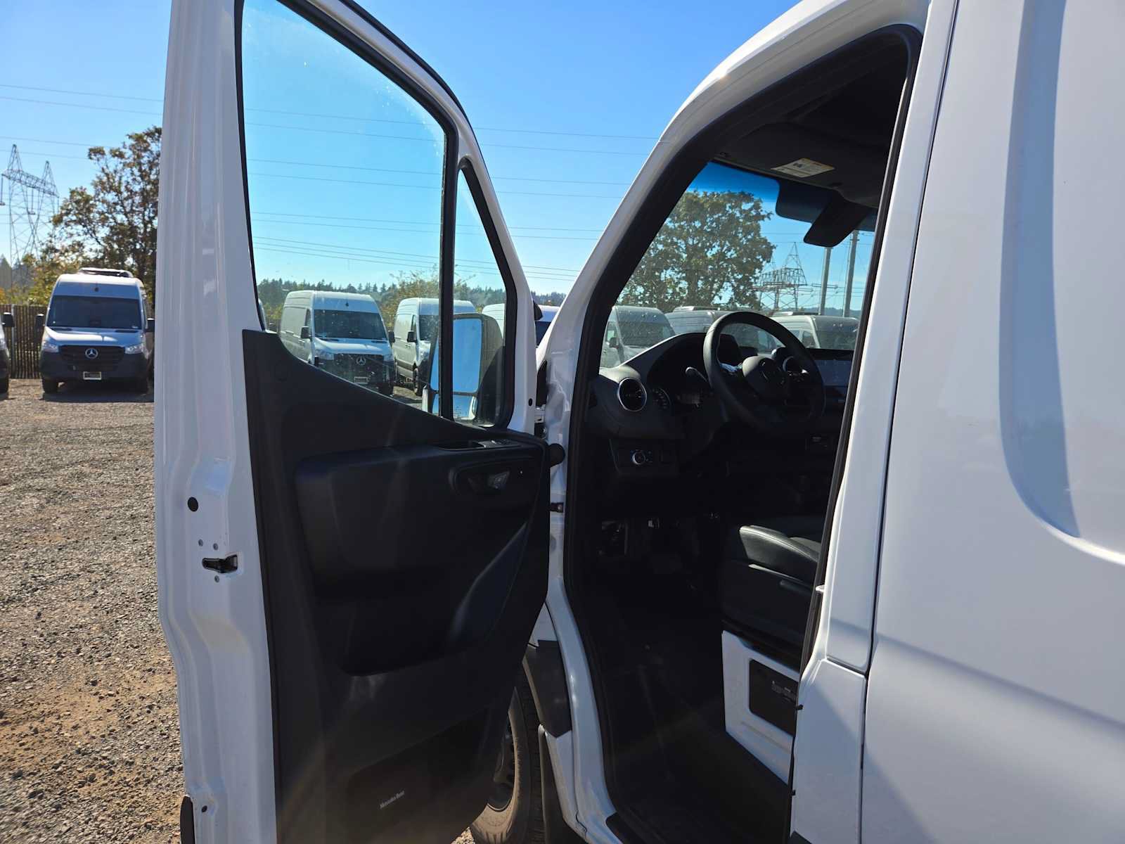 Used 2026 Mercedes-Benz Sprinter 2500 image 19