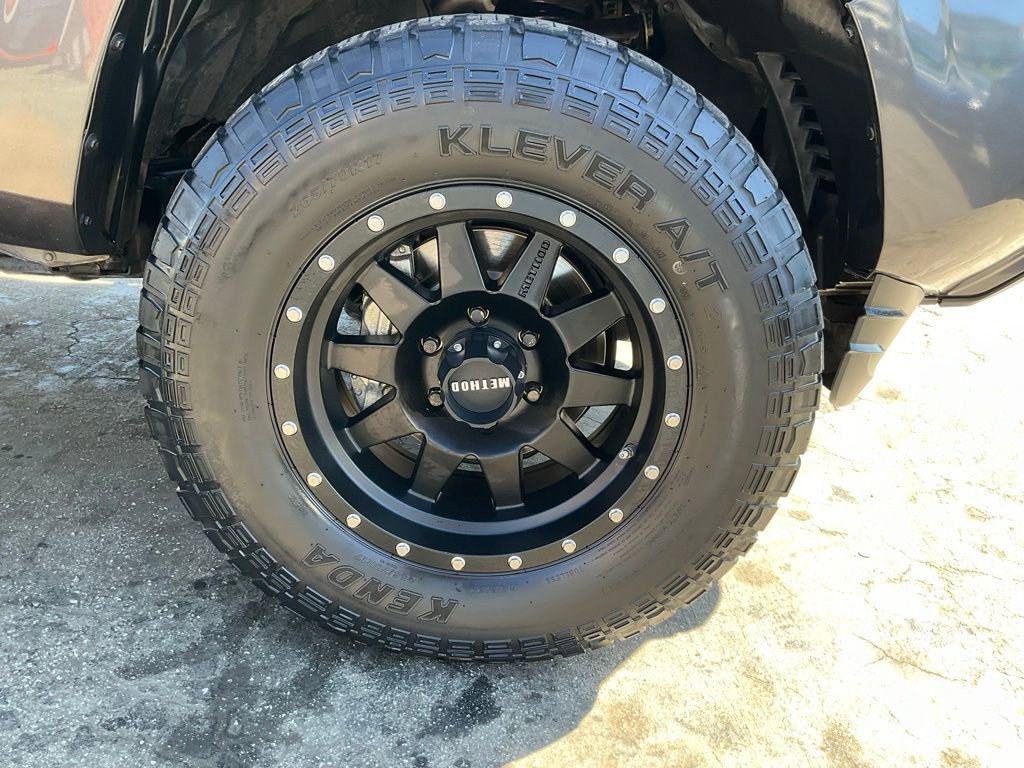 Used 2019 Toyota Tacoma SR5 image 72