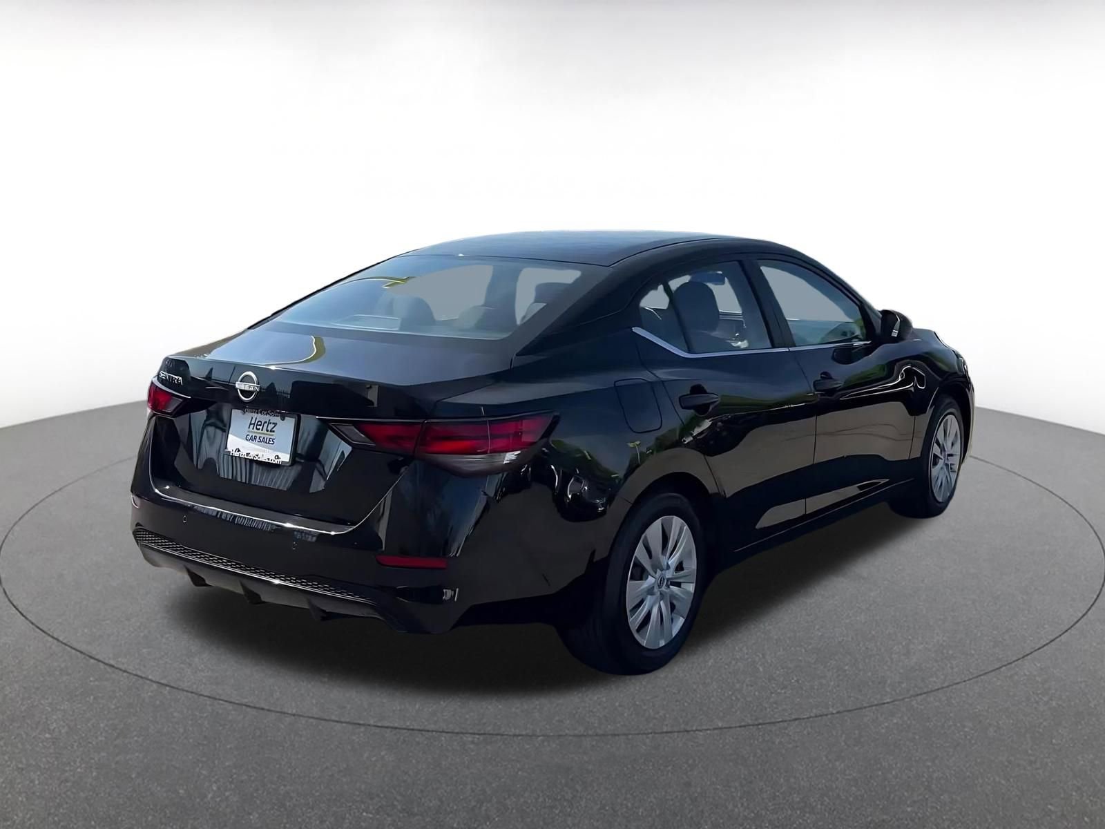 Used 2025 Nissan Sentra S image 14