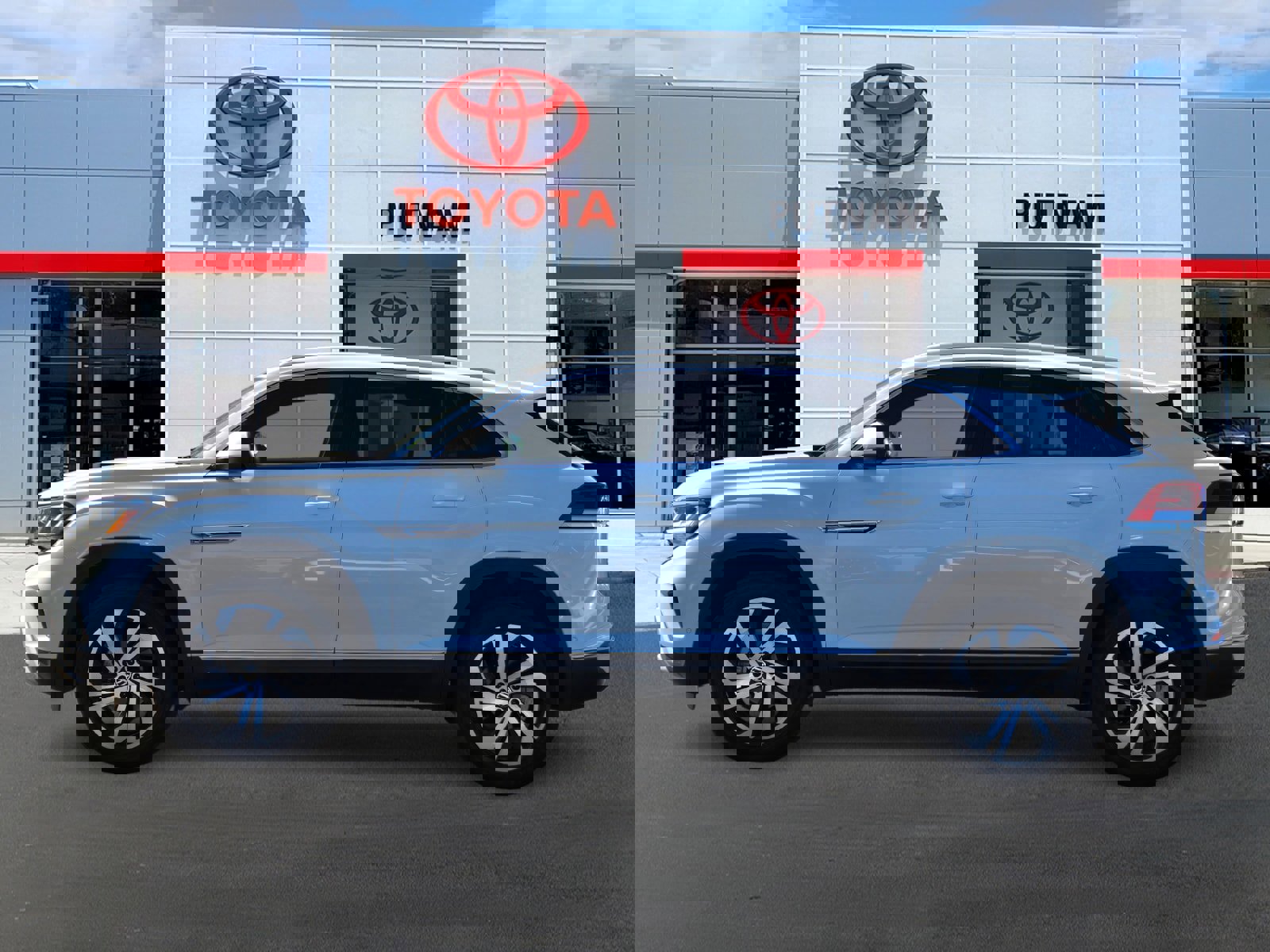 Used 2021 Volkswagen Atlas Cross Sport SEL Premium image 7