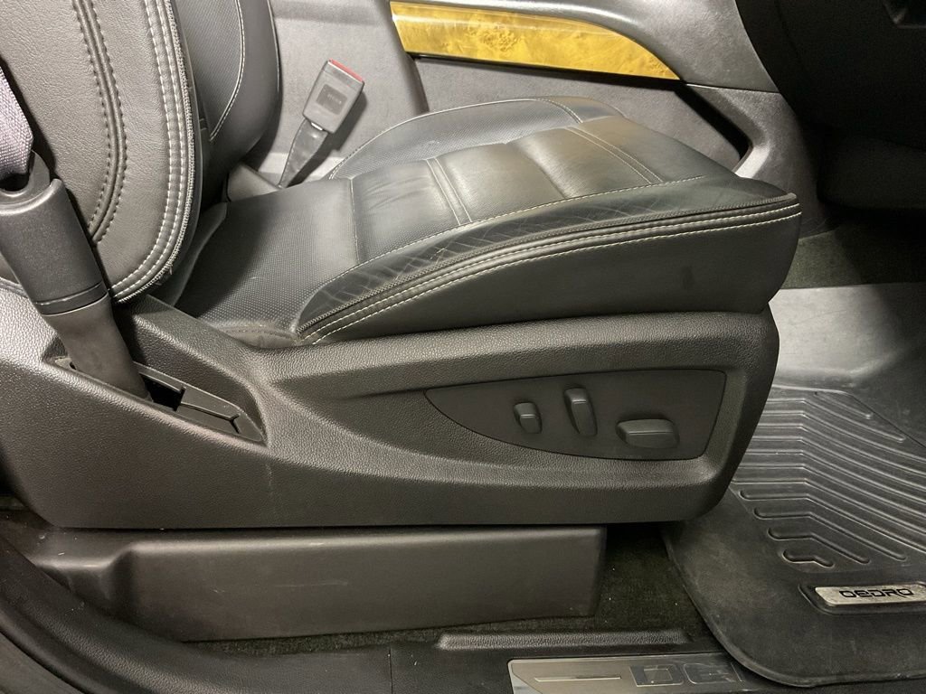 Used 2017 GMC Yukon Denali w/ Open Road Package image 37