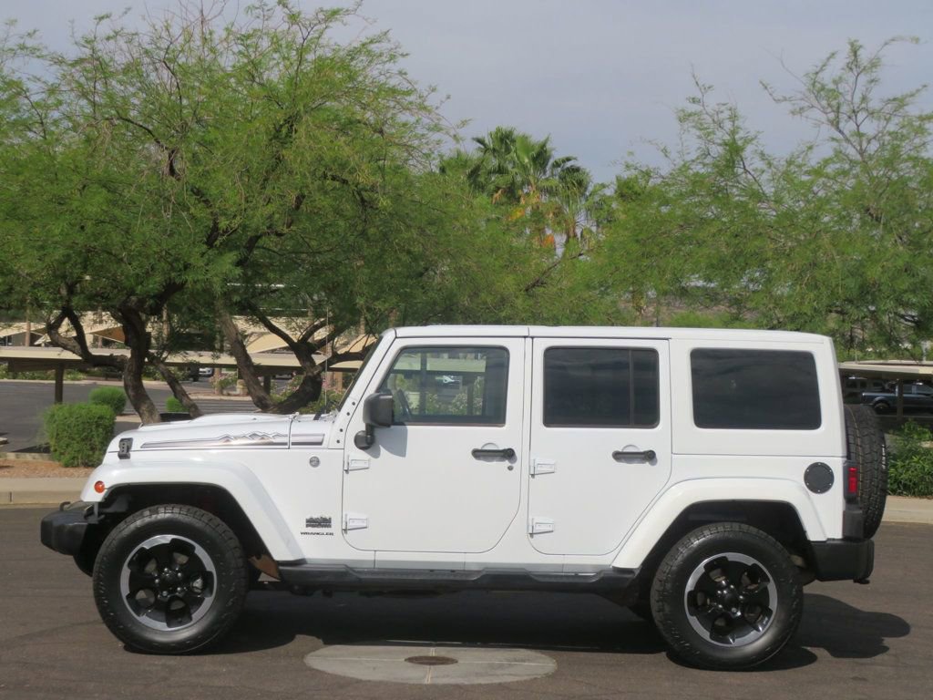 Used 2014 Jeep Wrangler Unlimited Sahara AWD/4WD image 2