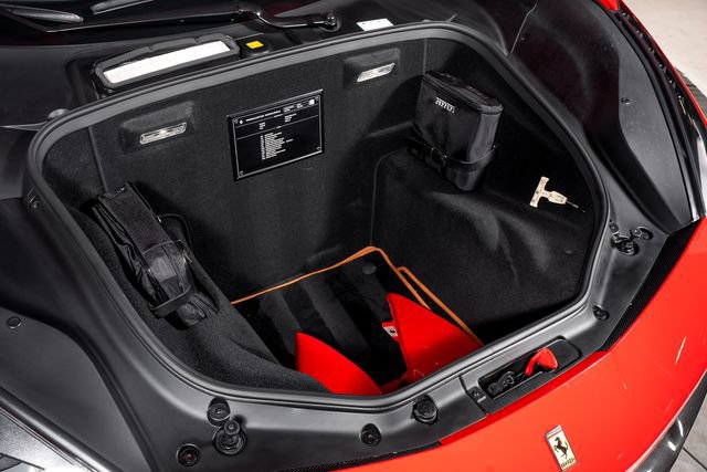 Certified 2018 Ferrari 488 GTB RWD image 17