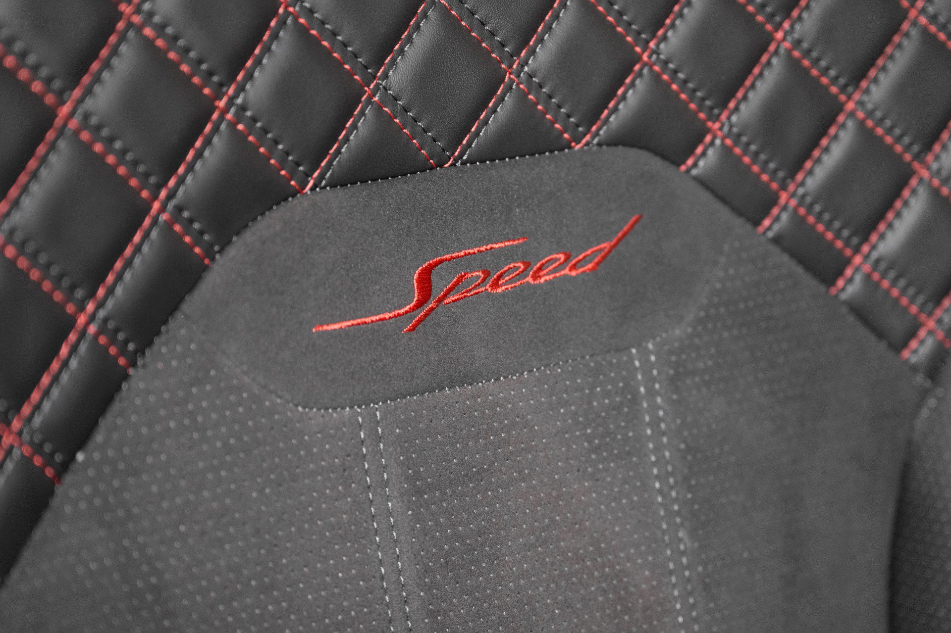 Used 2021 Bentley Bentayga Speed image 52