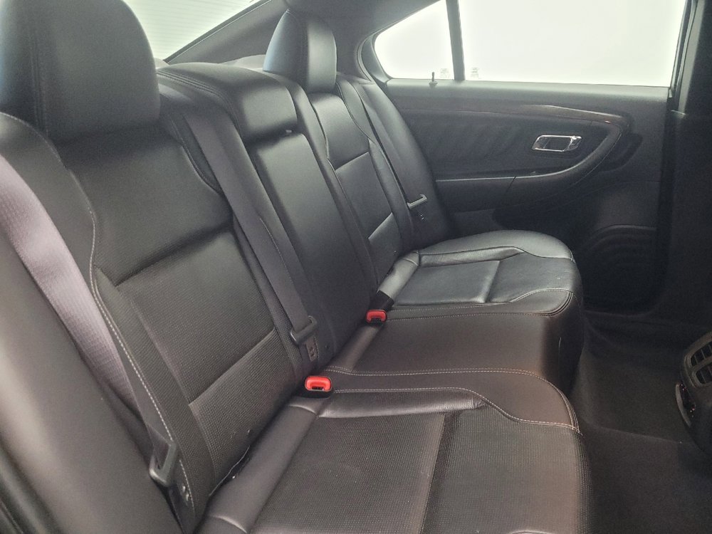 Used 2019 Ford Taurus Limited image 19
