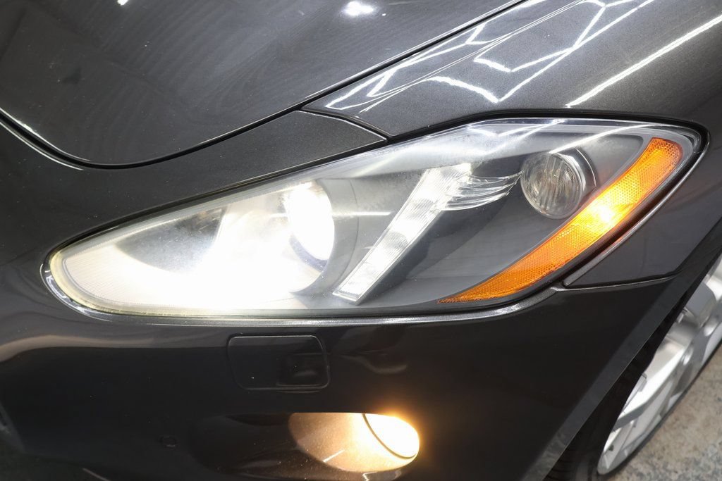 Used 2015 Maserati GranTurismo Convertible RWD image 22