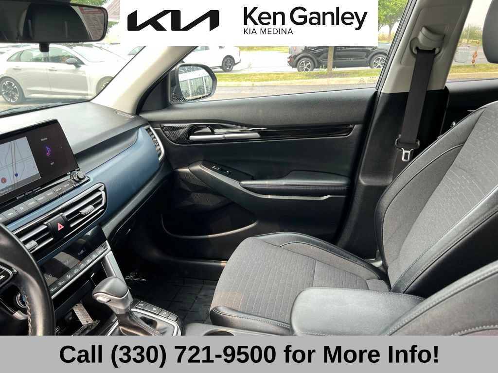 Certified 2023 Kia Seltos S w/ Navigation Package AWD/4WD image 42