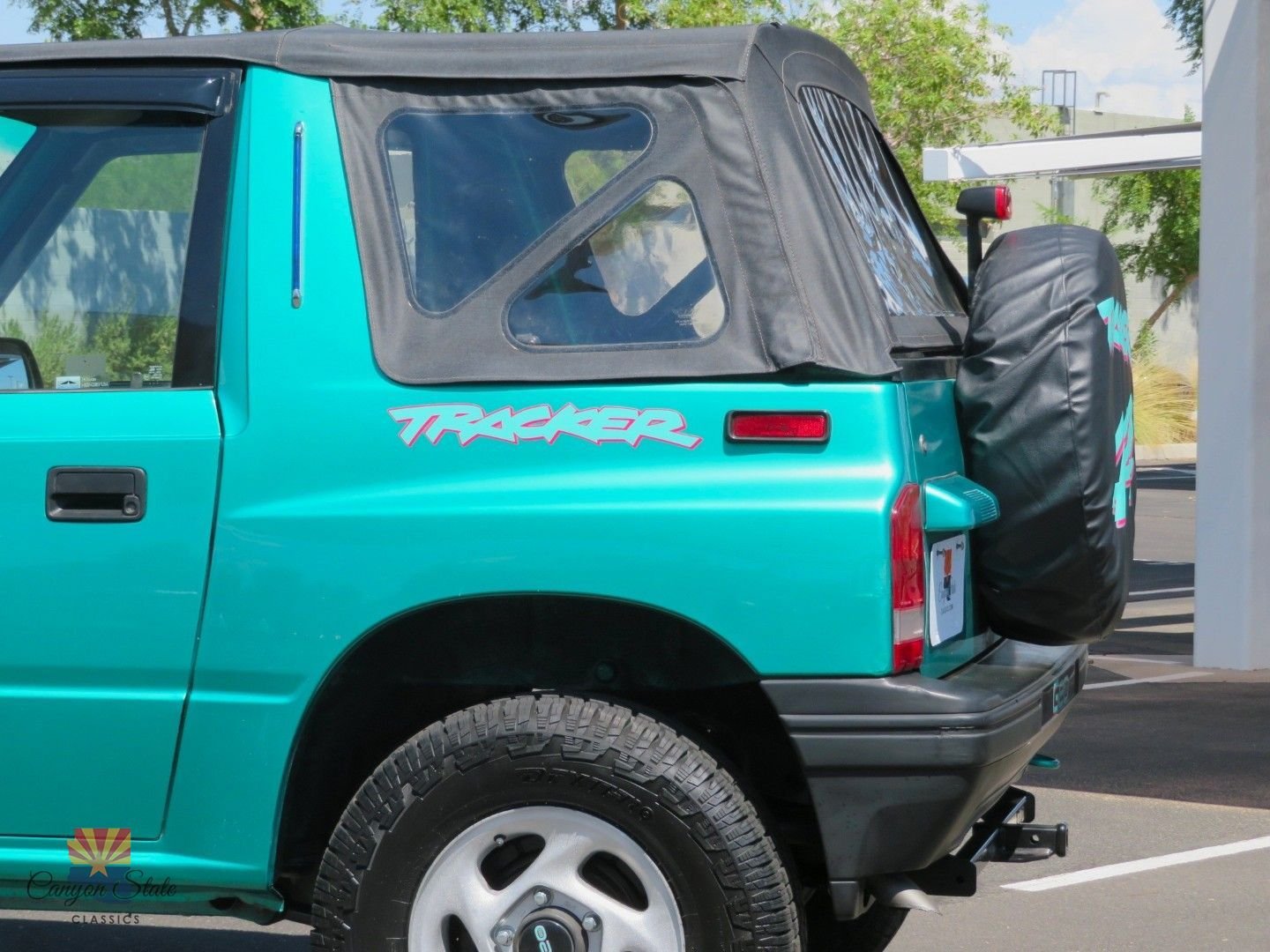 Used 1995 Geo Tracker 2WD 2-Door image 21