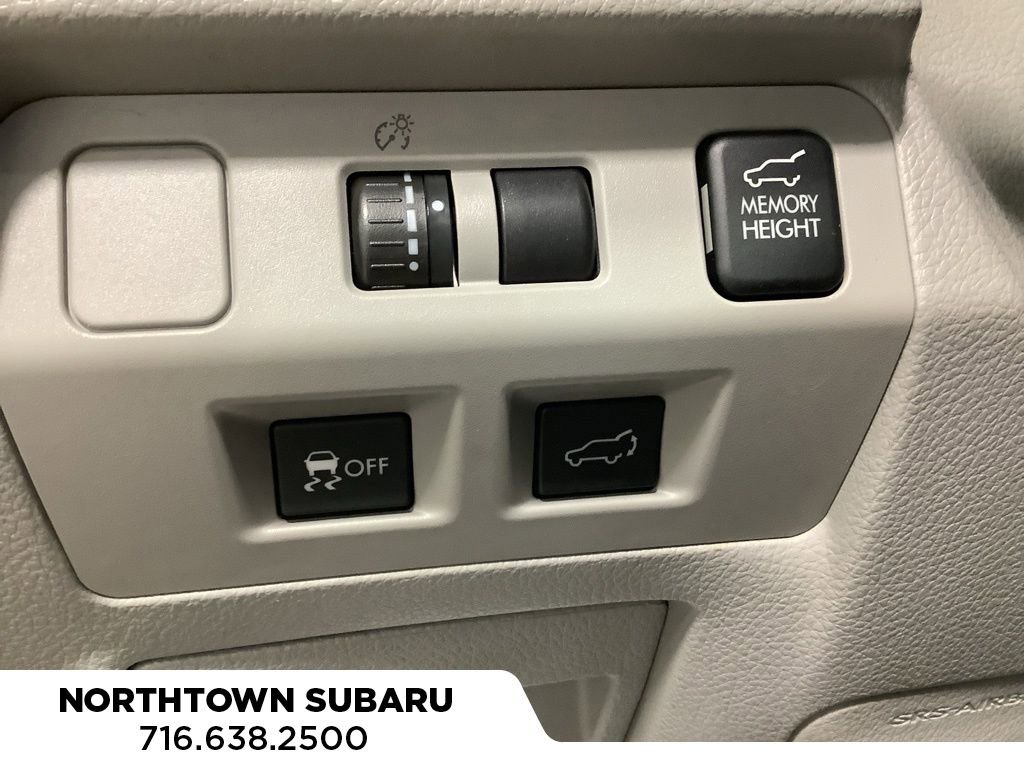 Used 2015 Subaru Forester 2.5i Limited image 19