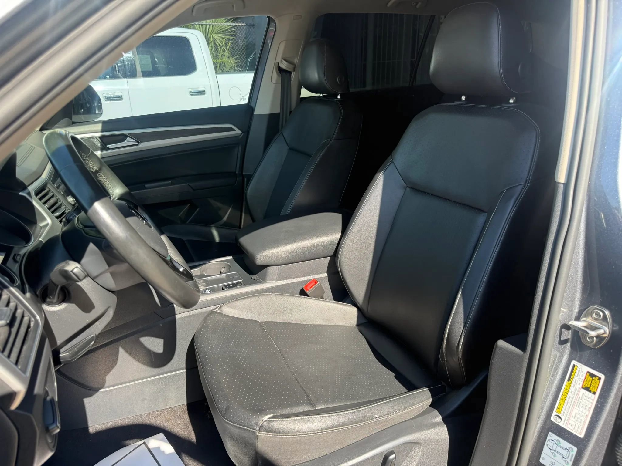 Used 2018 Volkswagen Atlas SE FWD image 13