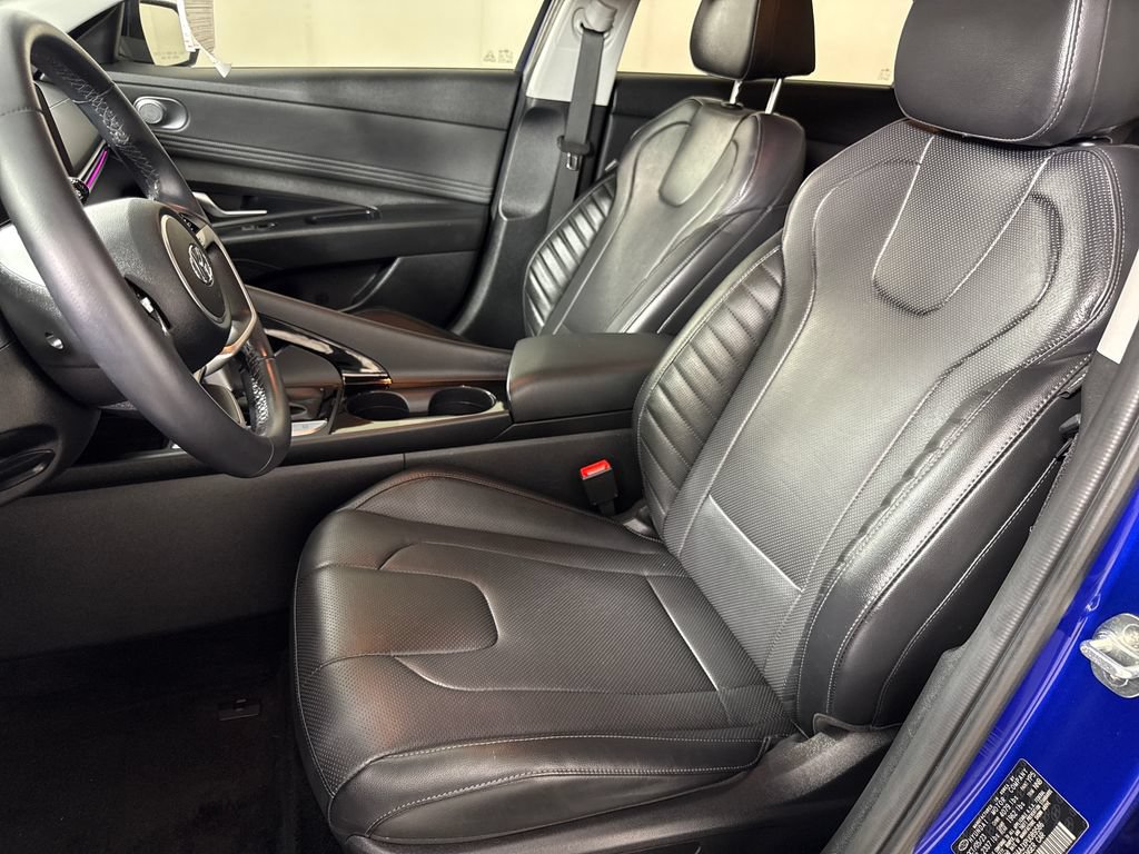 Certified 2023 Hyundai Elantra Limited FWD image 13