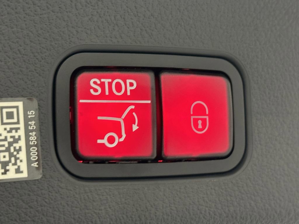 Certified 2024 Mercedes-Benz GLC 300 4MATIC image 21