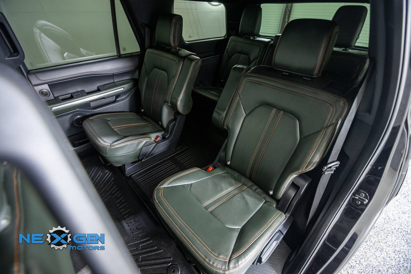 Used 2022 Ford Expedition Timberline w/ Equipment Group 501A AWD/4WD image 32