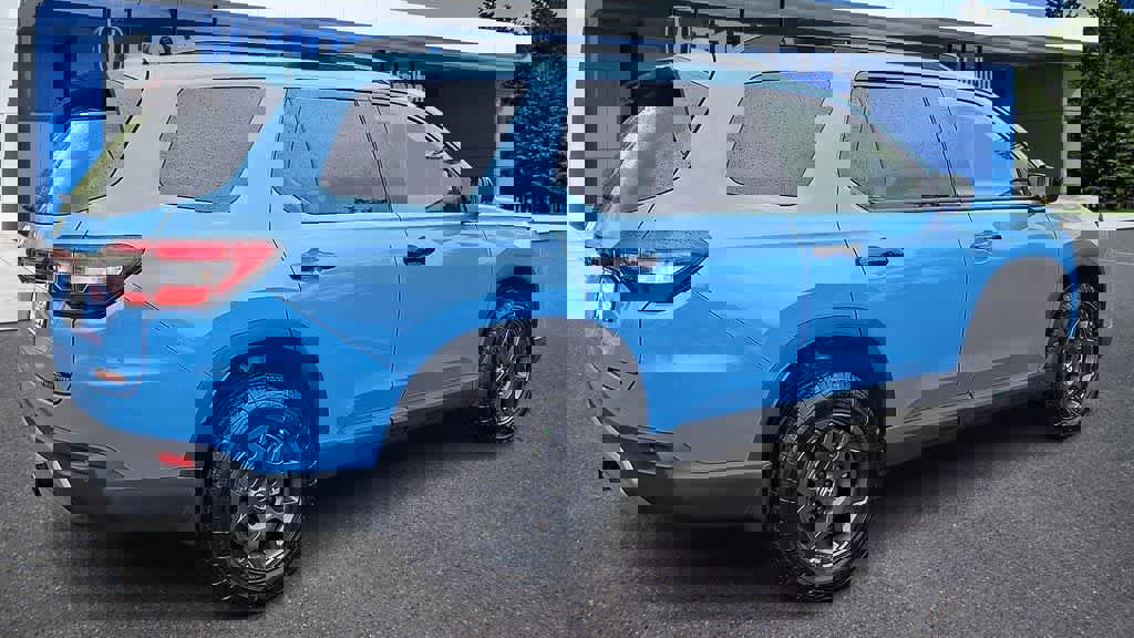 Certified 2025 Honda Pilot TrailSport image 8