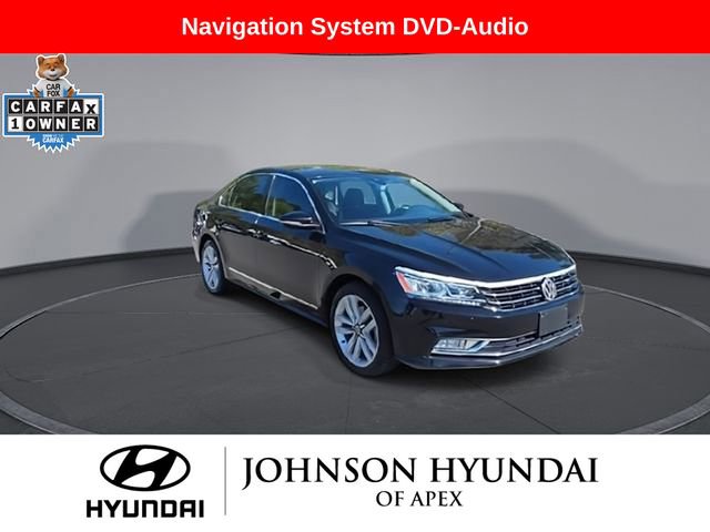 Used 2016 Volkswagen Passat 1.8T SEL Premium image 2