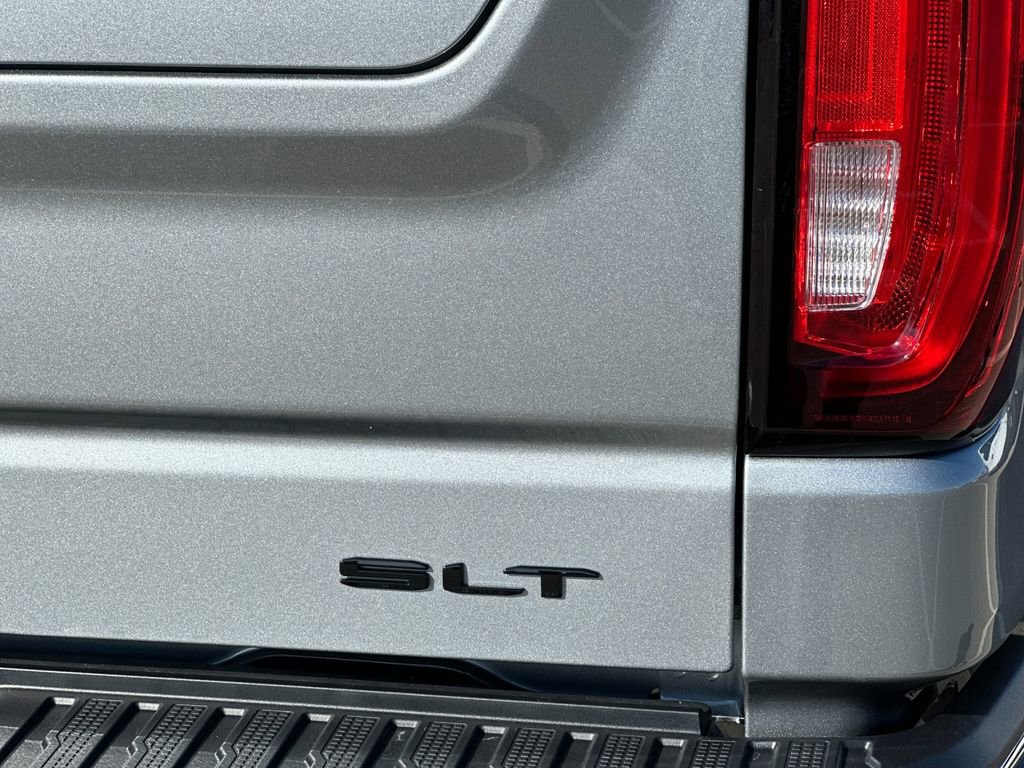 New 2026 GMC Sierra 1500 SLT w/ SLT Premium Package image 25