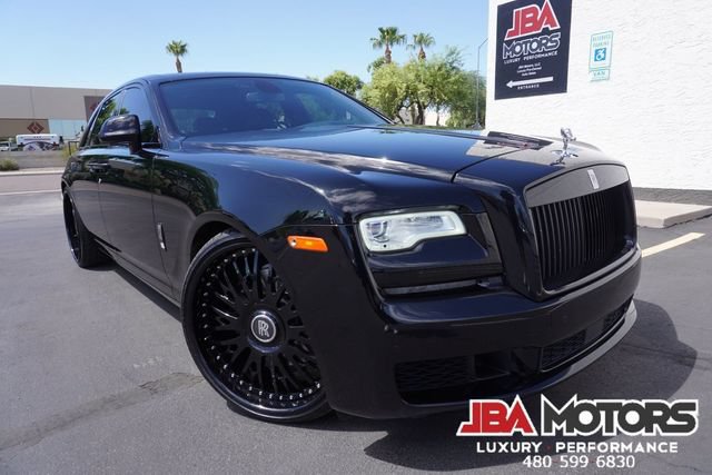 Used 2018 Rolls-Royce Ghost RWD image 23