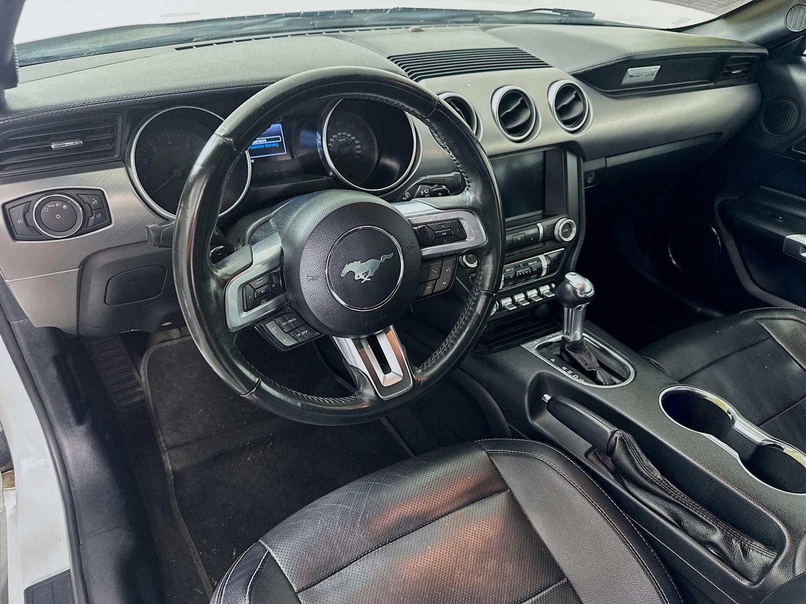 Used 2018 Ford Mustang Premium RWD image 24