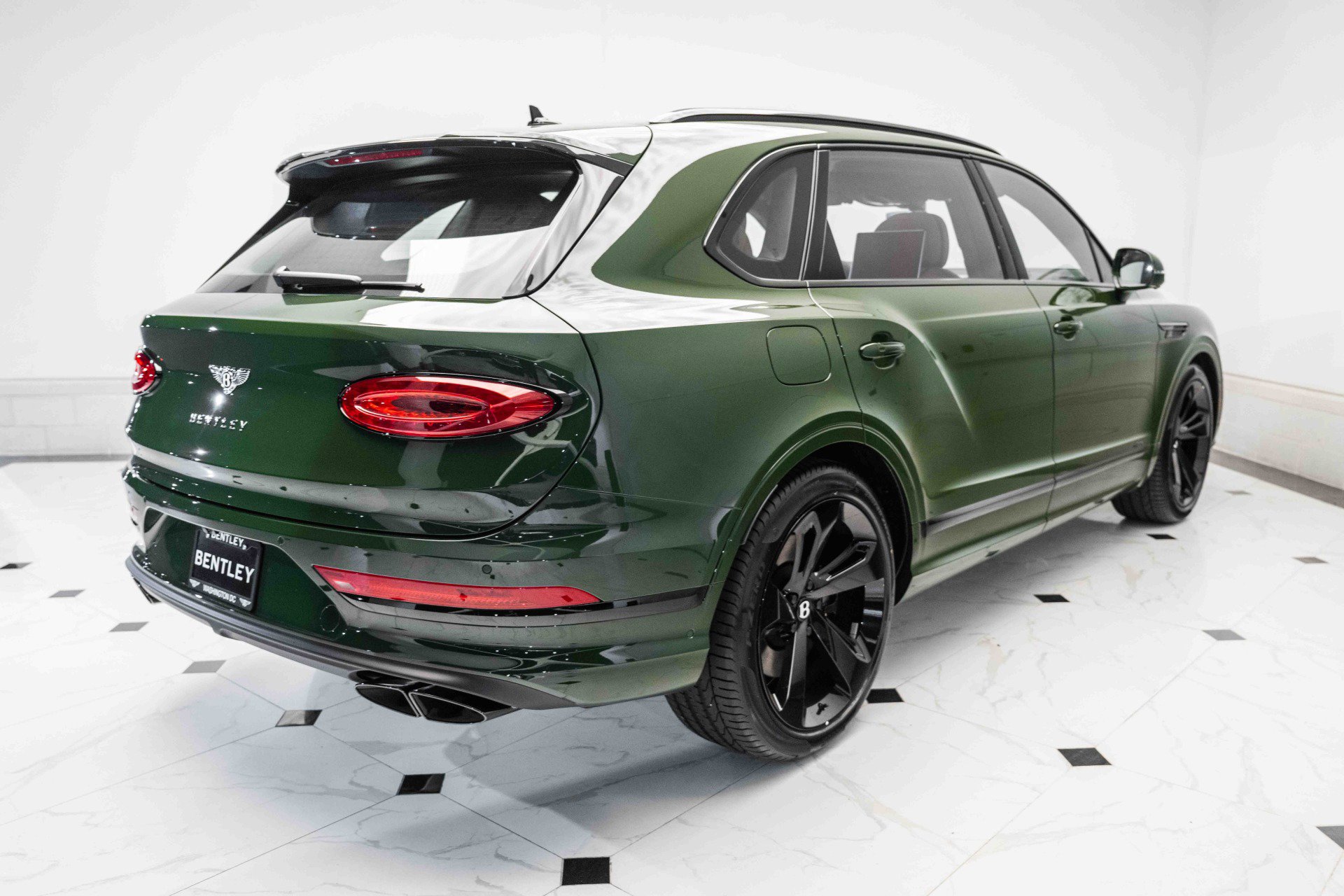 New 2024 Bentley Bentayga Extended Wheelbase image 11