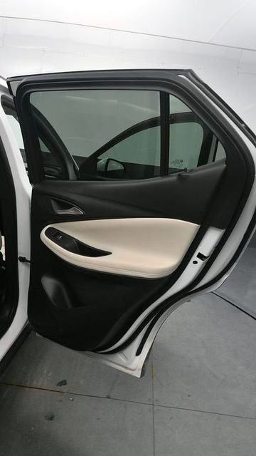 Used 2020 Buick Encore GX Essence AWD/4WD image 11