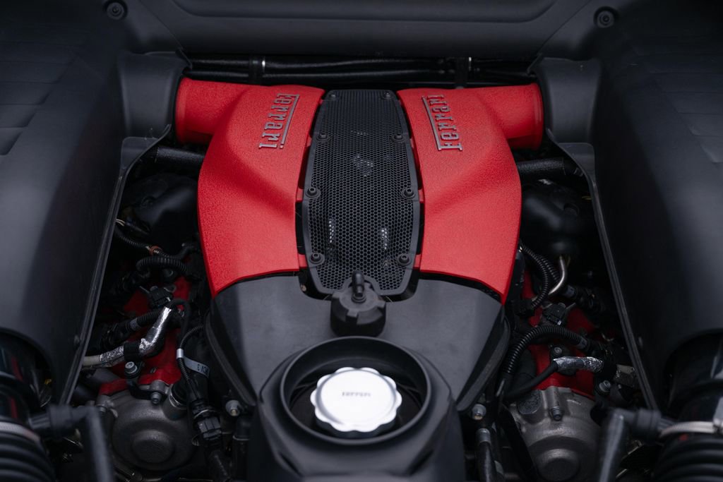 Certified 2020 Ferrari F8 Tributo image 23