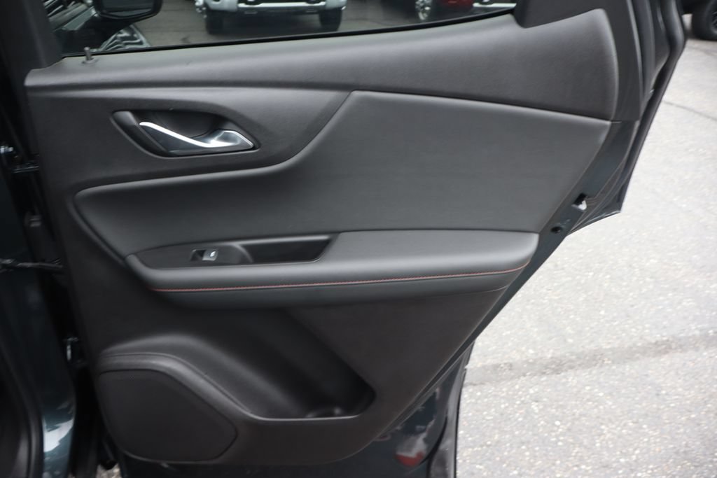 Used 2019 Chevrolet Blazer RS w/ Sun and Wheels Package FWD image 30