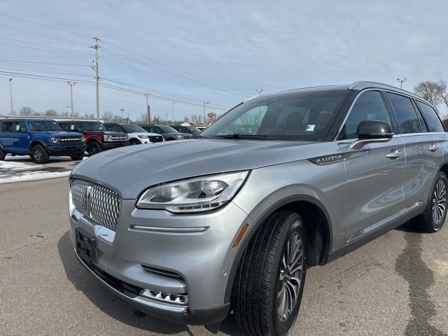 Used 2023 Lincoln Aviator Reserve w/ Equipment Group 201A image 28
