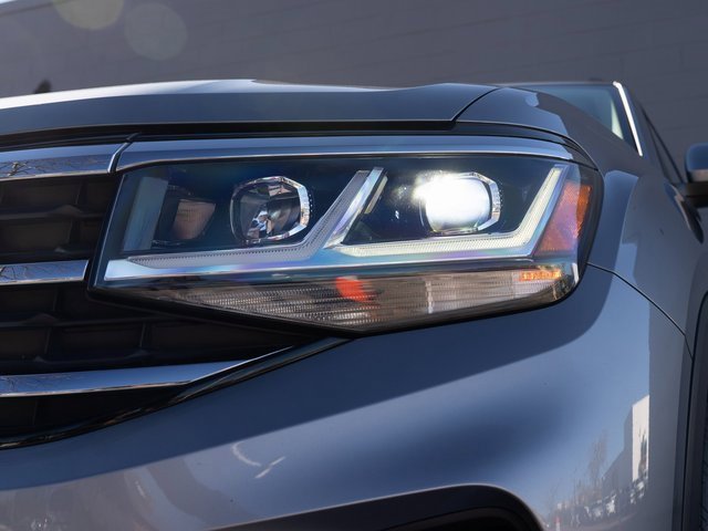 Certified 2022 Volkswagen Atlas SE image 11