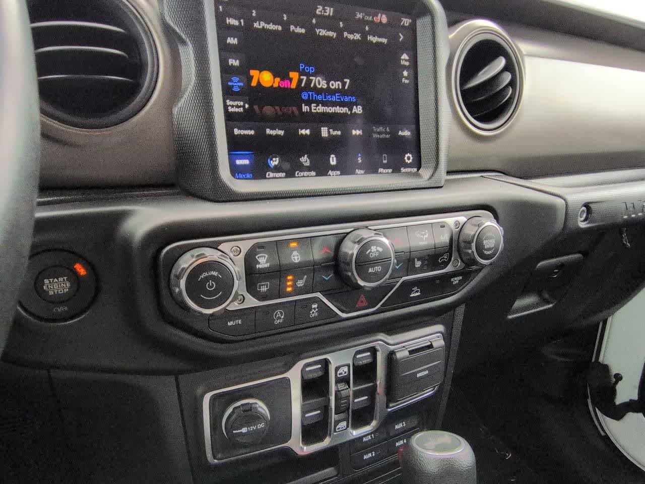 Used 2022 Jeep Wrangler Unlimited Sport image 26
