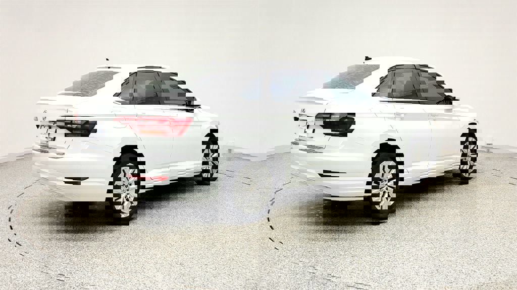 Used 2019 Volkswagen Jetta S w/ Driver Assistance Package FWD image 5