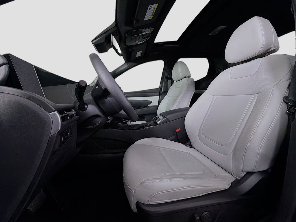 Used 2025 Hyundai Santa Cruz SEL FWD image 13
