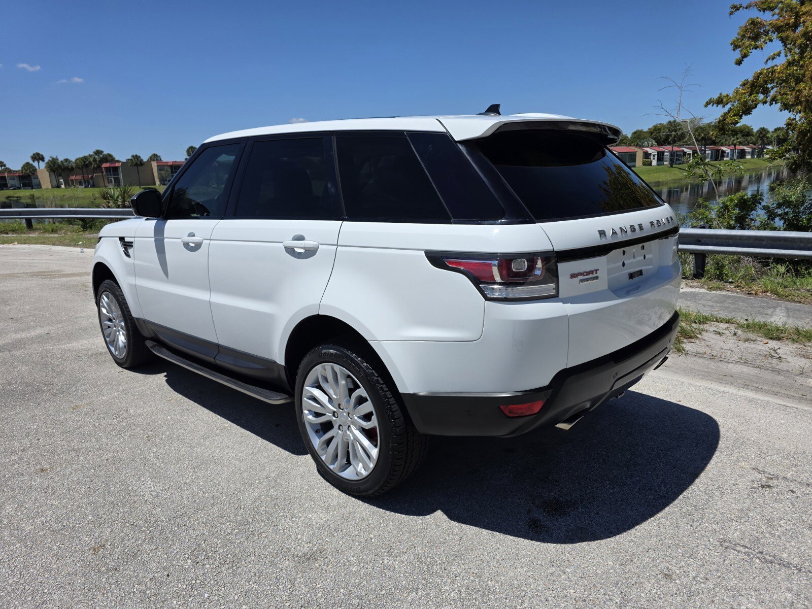 Used 2016 Land Rover Range Rover Sport Supercharged AWD/4WD video 2