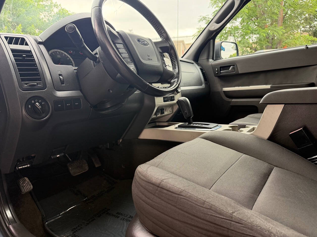 Used 2012 Ford Escape XLT image 11