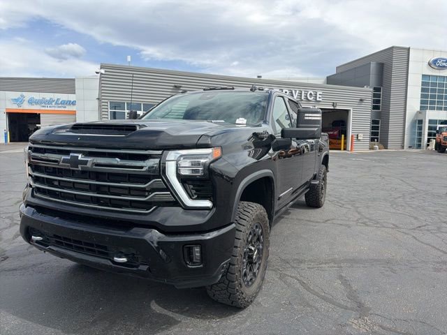Used 2024 Chevrolet Silverado 2500 High Country w/ Midnight Edition image 14