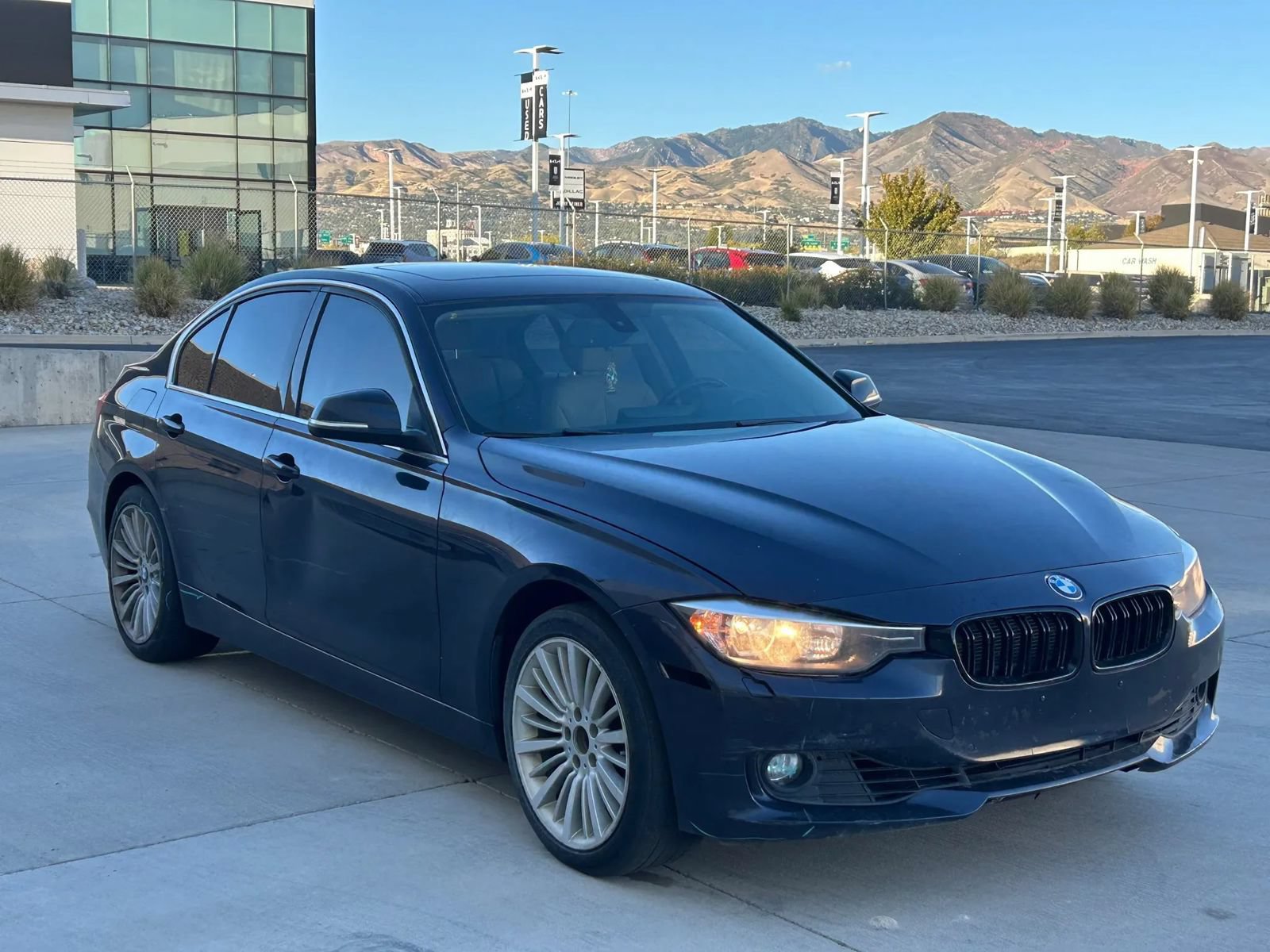 Used 2014 BMW 328i xDrive Sedan AWD/4WD image 7