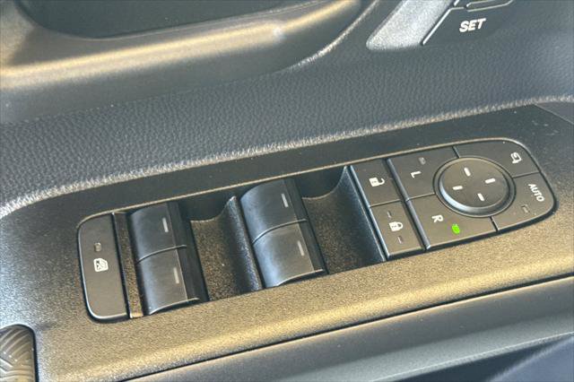 Certified 2025 Toyota 4Runner 4WD image 14