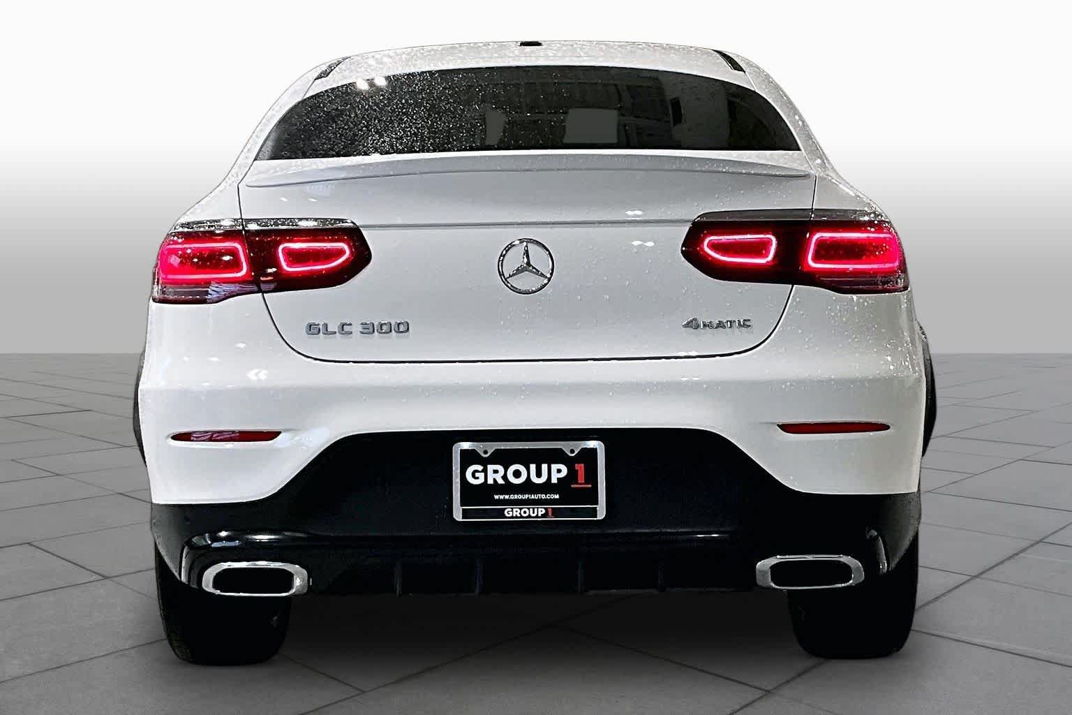 Used 2023 Mercedes-Benz GLC 300 4MATIC Coupe image 5