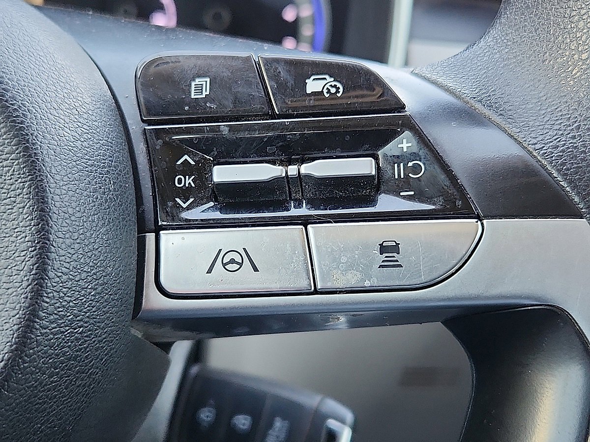 Used 2024 Hyundai Tucson SE image 11