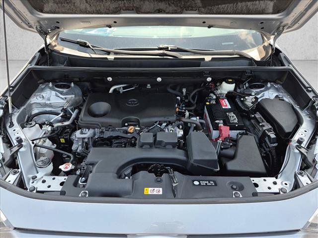Used 2022 Toyota RAV4 XLE w/ Convenience Package FWD image 20