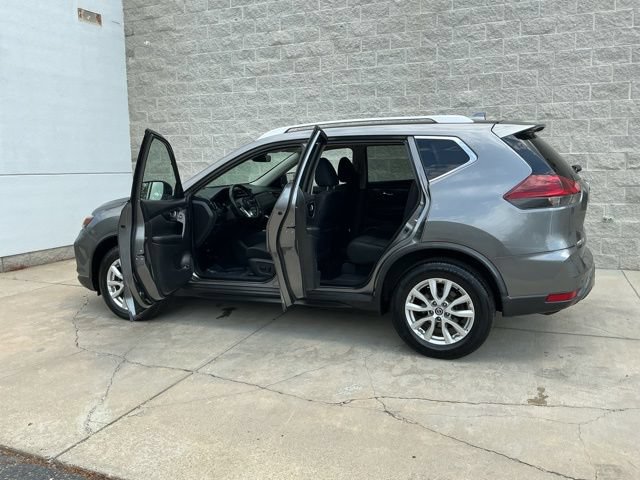 Used 2020 Nissan Rogue SV FWD image 15