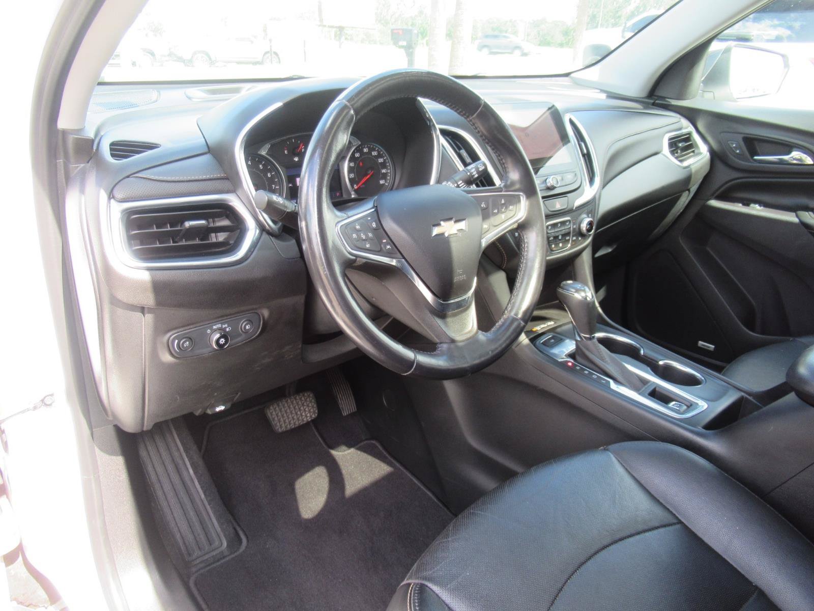 Used 2020 Chevrolet Equinox Premier FWD image 18