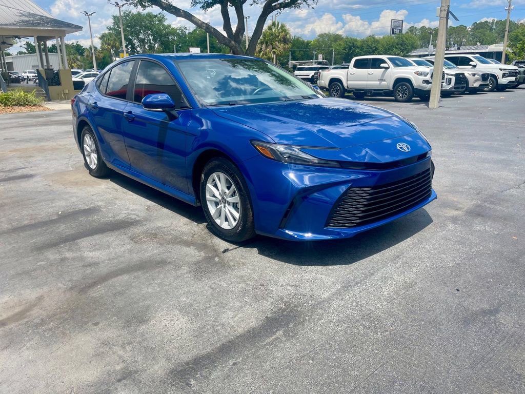 Used 2026 Toyota Camry LE FWD image 6