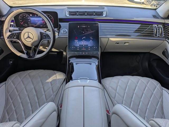 Used 2022 Mercedes-Benz S 580 4MATIC Sedan image 2