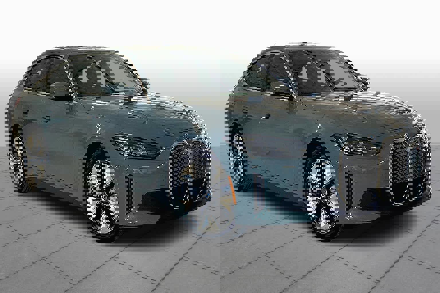 Used 2025 BMW i4 eDrive40 w/ Premium Package image 2