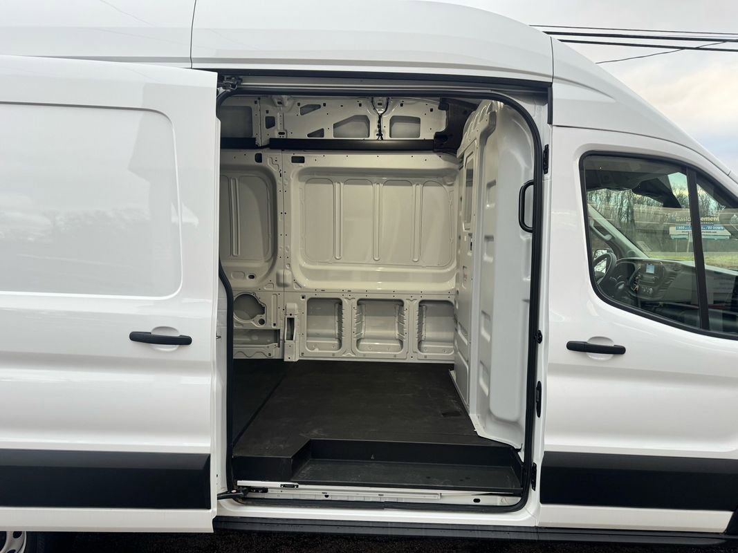 Used 2025 Ford Transit 350 High Roof Extended image 31