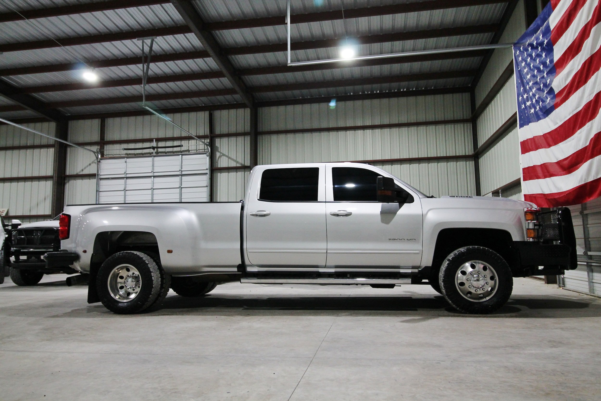 Used 2018 Chevrolet Silverado 3500 LT AWD/4WD image 13