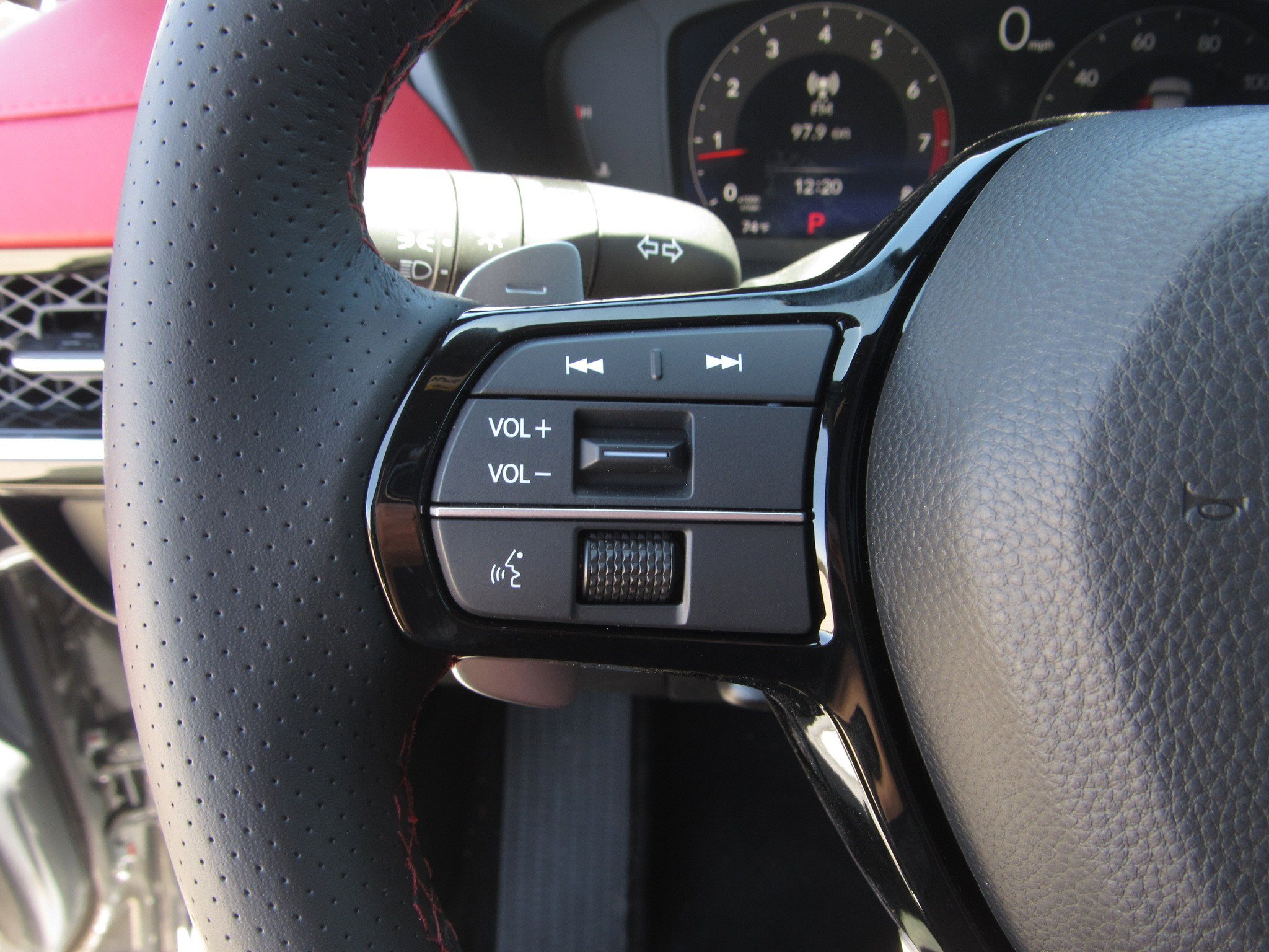 Certified 2025 Acura ADX A-Spec image 27