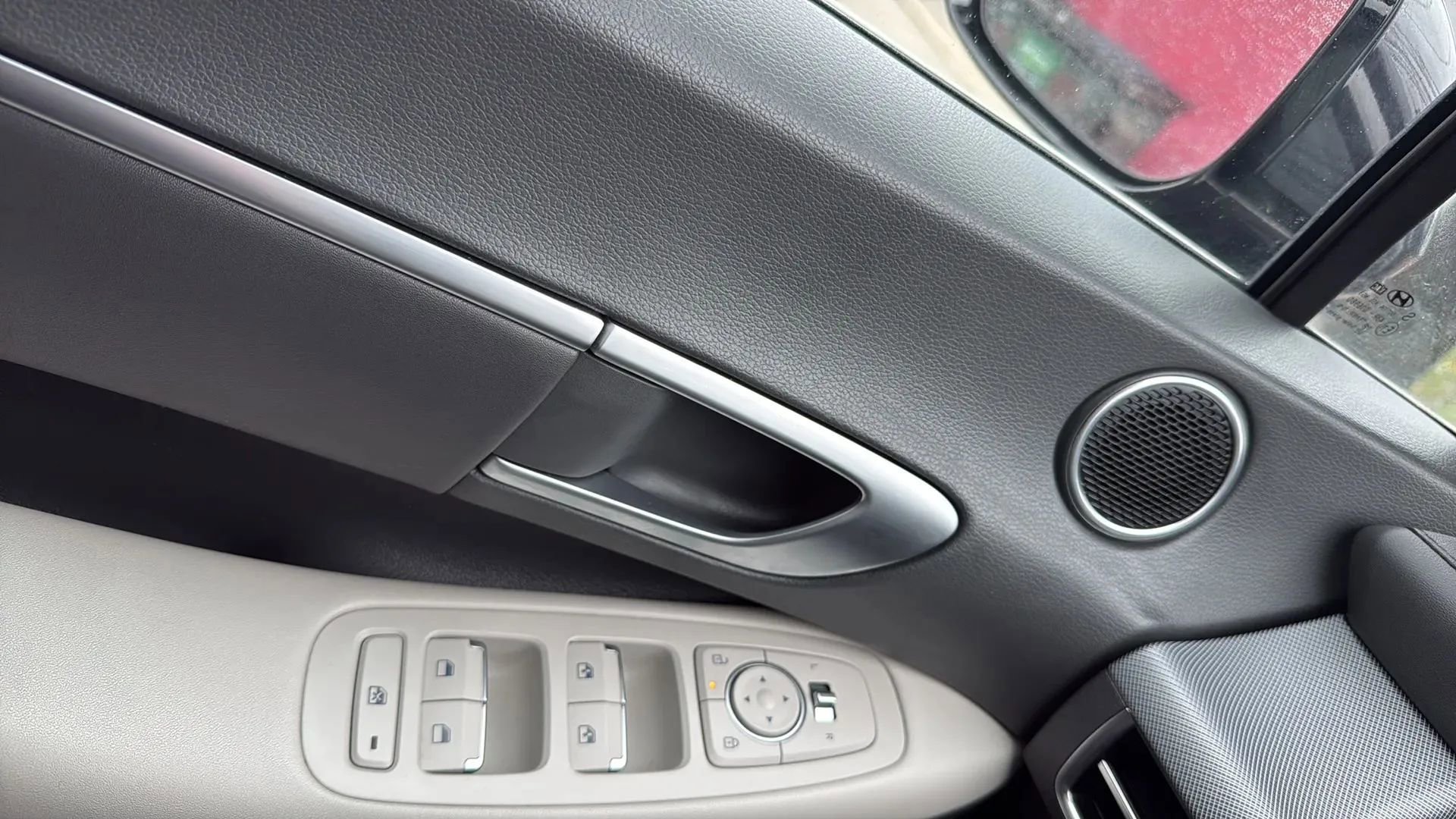 Used 2025 Hyundai Sonata SEL image 23