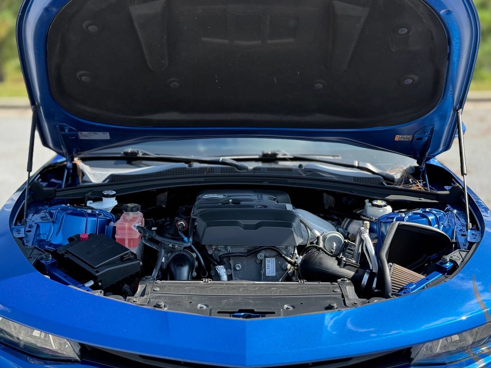 Used 2017 Chevrolet Camaro LT w/ Technology Package RWD image 41